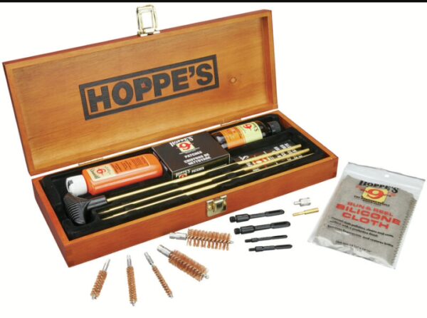 Hoppes Deluxe Gun 31pc Cleaning Kit